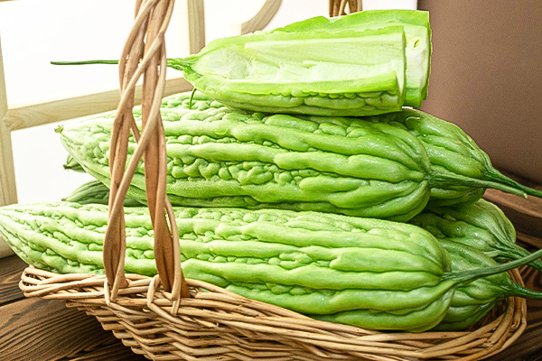 有(yǒu)機(jī)苦瓜1