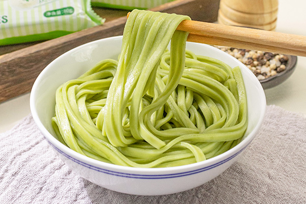 有(yǒu)機(jī)菠菜面3