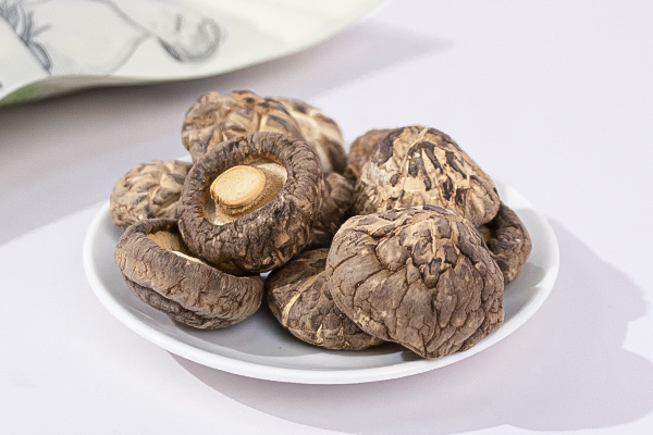 有(yǒu)機(jī)香菇21